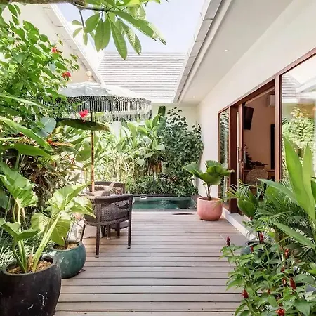 Frangipani Villa Kuning At Berawa